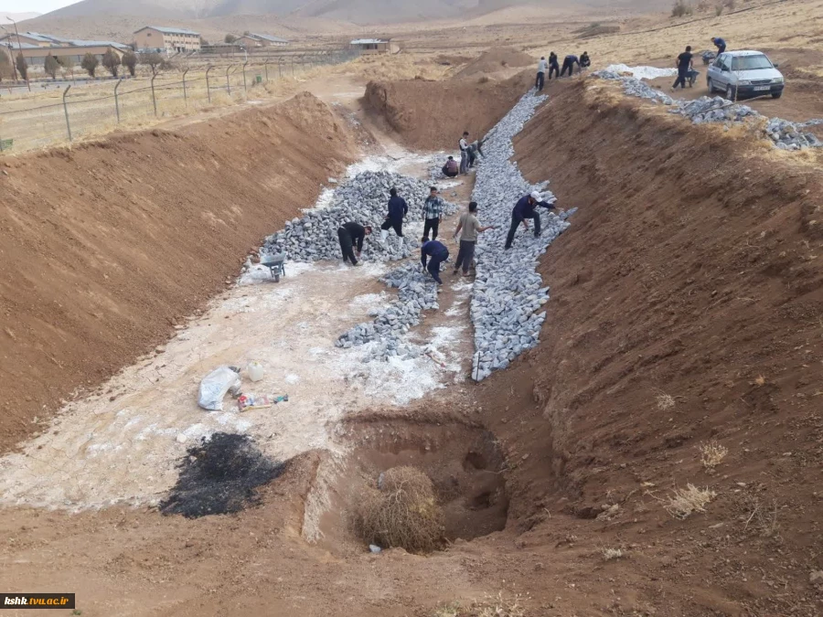 مراحل ساخت استخر