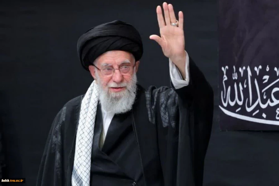 اینجا نیامدیم که ترس از خطر کنیم؛ ننگا به ما اگر که ز خونت گذر کنیم 4